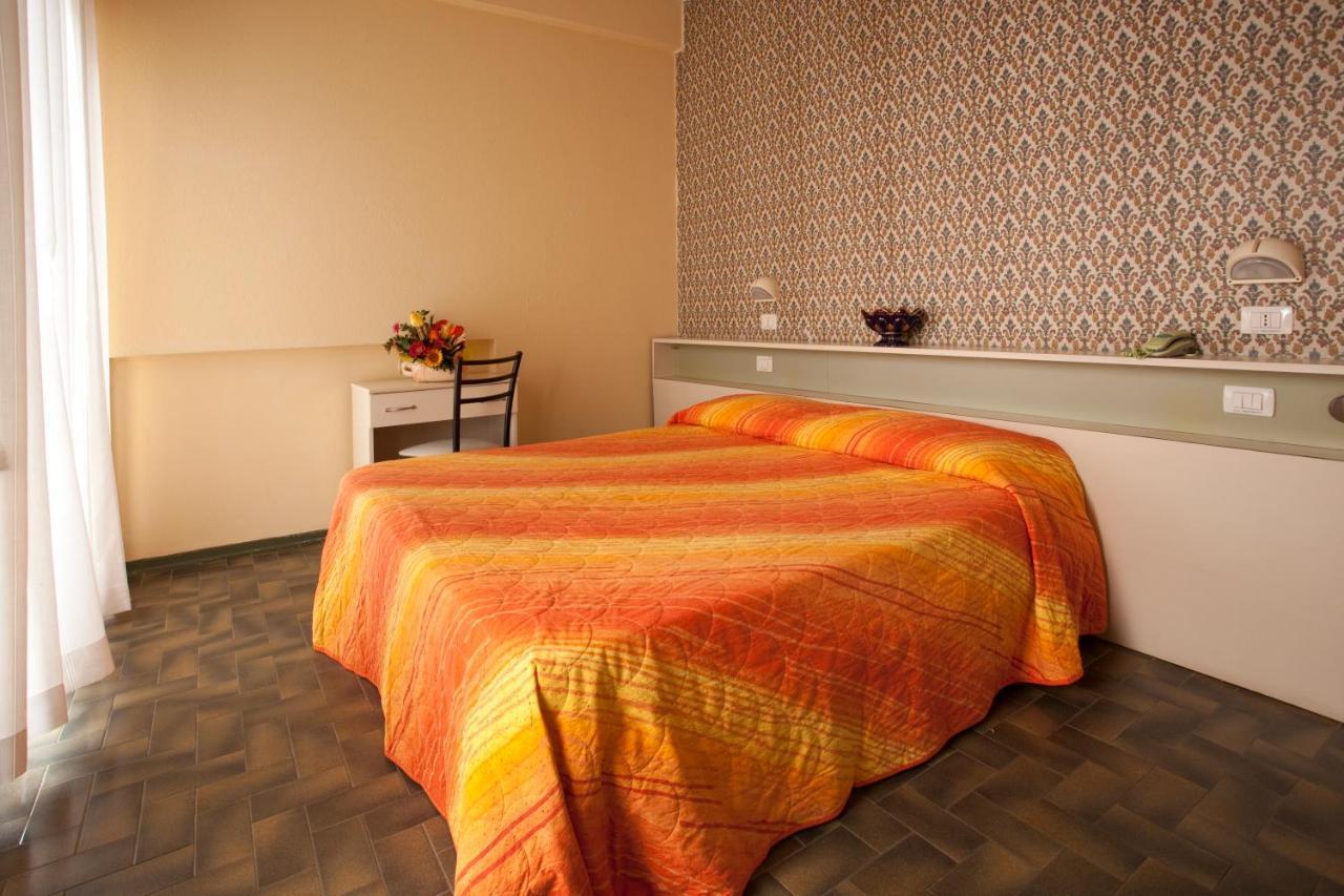 Hotel President Bellaria-Igea Marina Bagian luar foto
