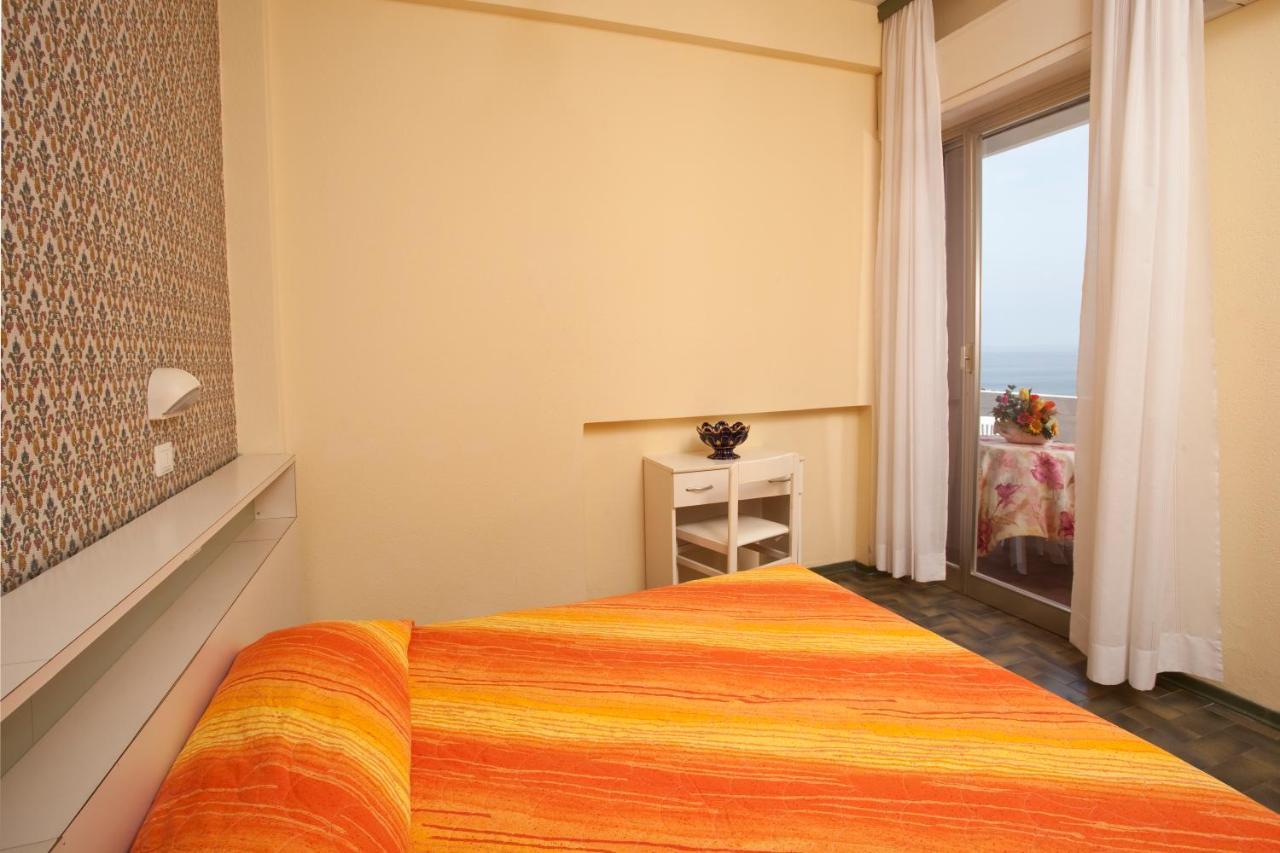 Hotel President Bellaria-Igea Marina Bagian luar foto