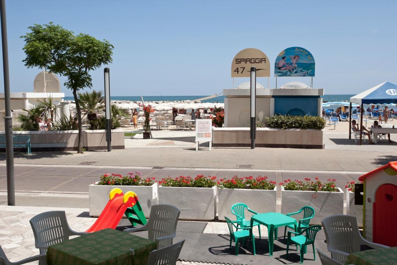 Hotel President Bellaria-Igea Marina Bagian luar foto